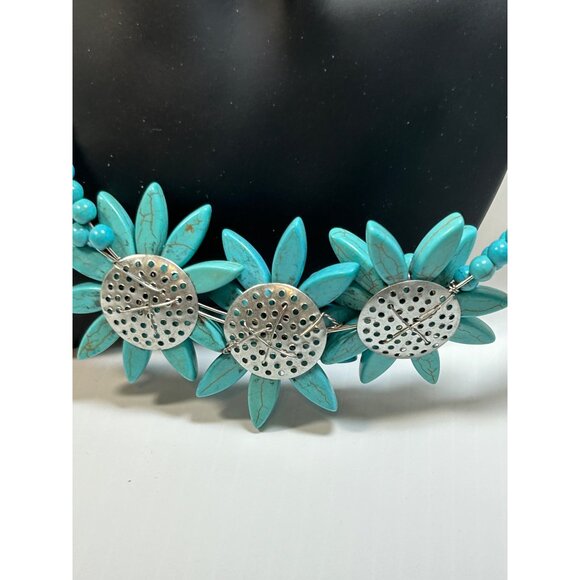 VTG Turquoise Blue Chocker Style Beaded Necklace Flowers Multi Strand Costume - Picture 5 of 8